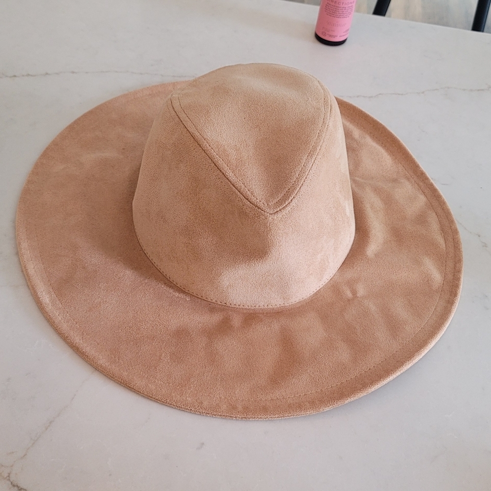 Suave Cowboy Hat